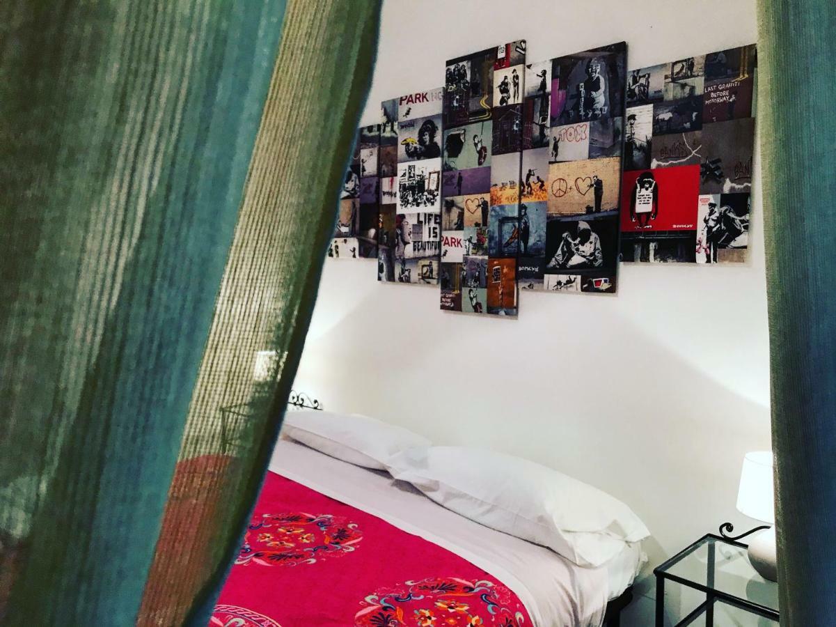 Casa G&G Pignasecca 2 Nel Cuore Di Napoli エクステリア 写真