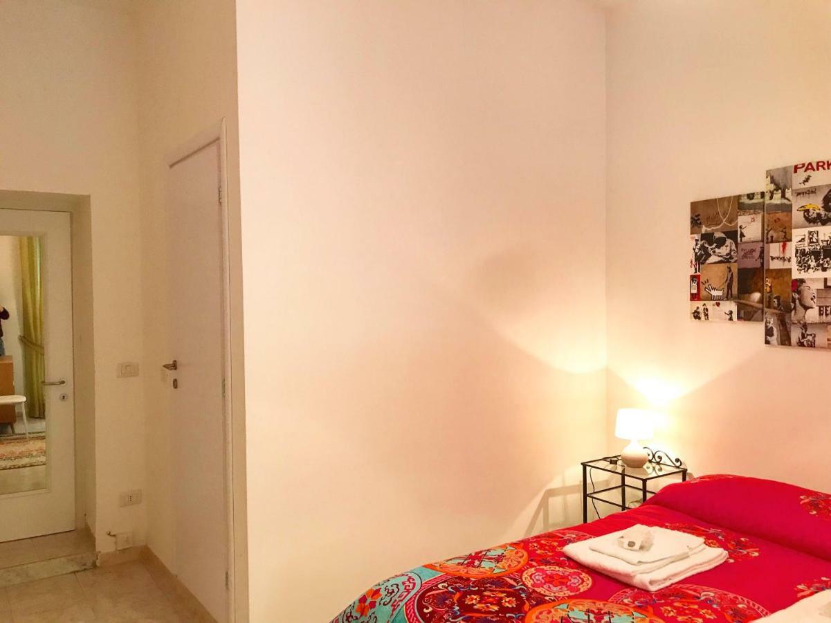 Casa G&G Pignasecca 2 Nel Cuore Di Napoli エクステリア 写真