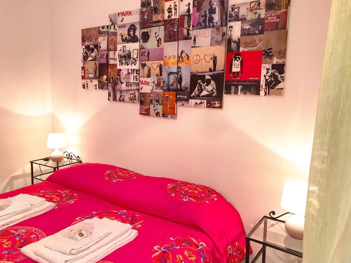 Casa G&G Pignasecca 2 Nel Cuore Di Napoli エクステリア 写真