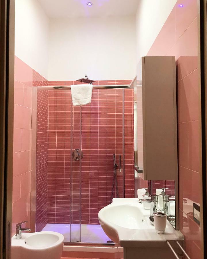 Casa G&G Pignasecca 2 Nel Cuore Di Napoli エクステリア 写真
