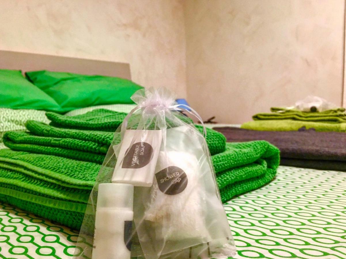 Casa G&G Pignasecca 2 Nel Cuore Di Napoli エクステリア 写真