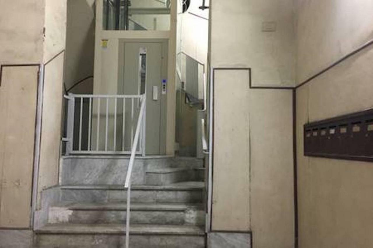 Casa G&G Pignasecca 2 Nel Cuore Di Napoli エクステリア 写真